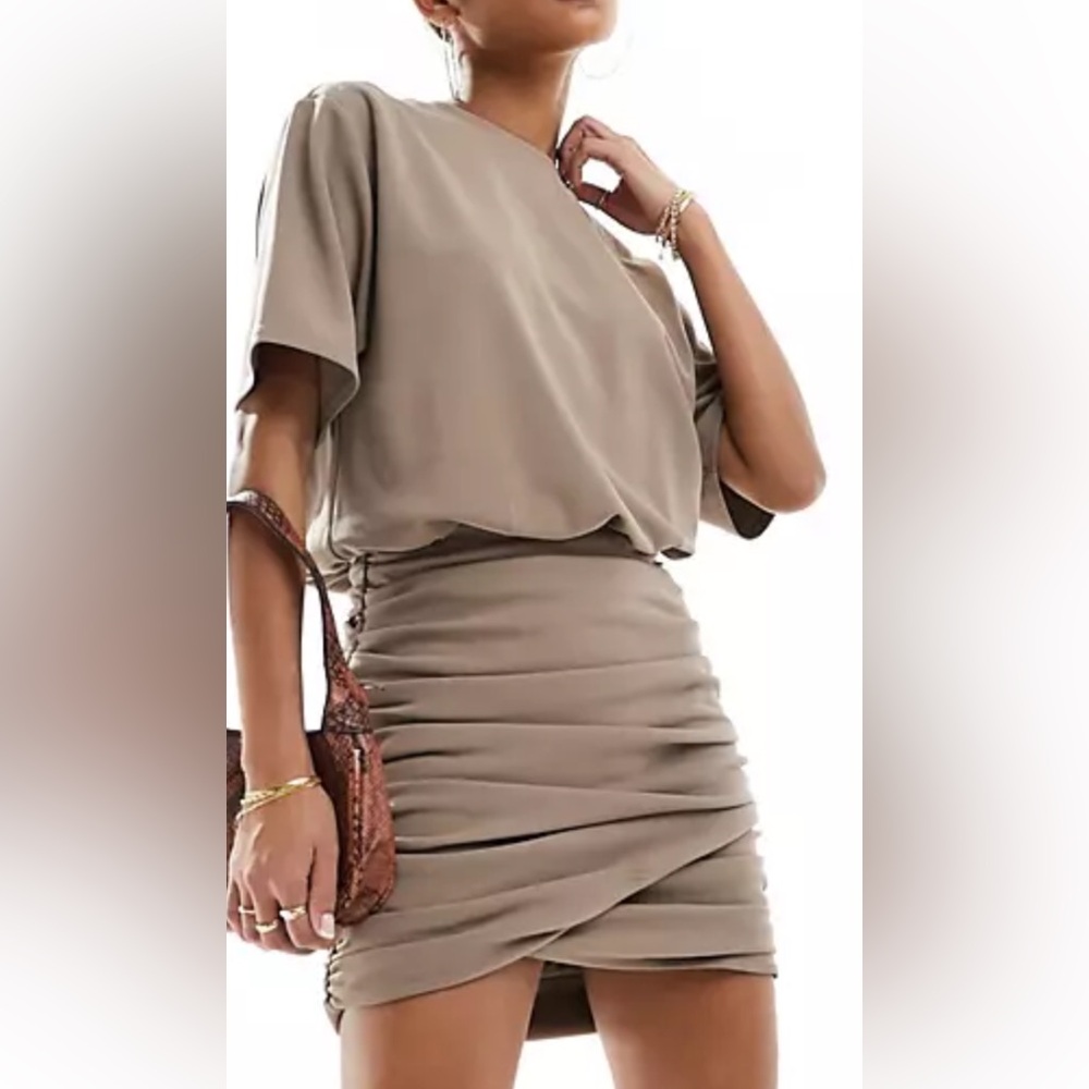 Abercrombie & Fitch fitted dress, size small, NWT, side zipper